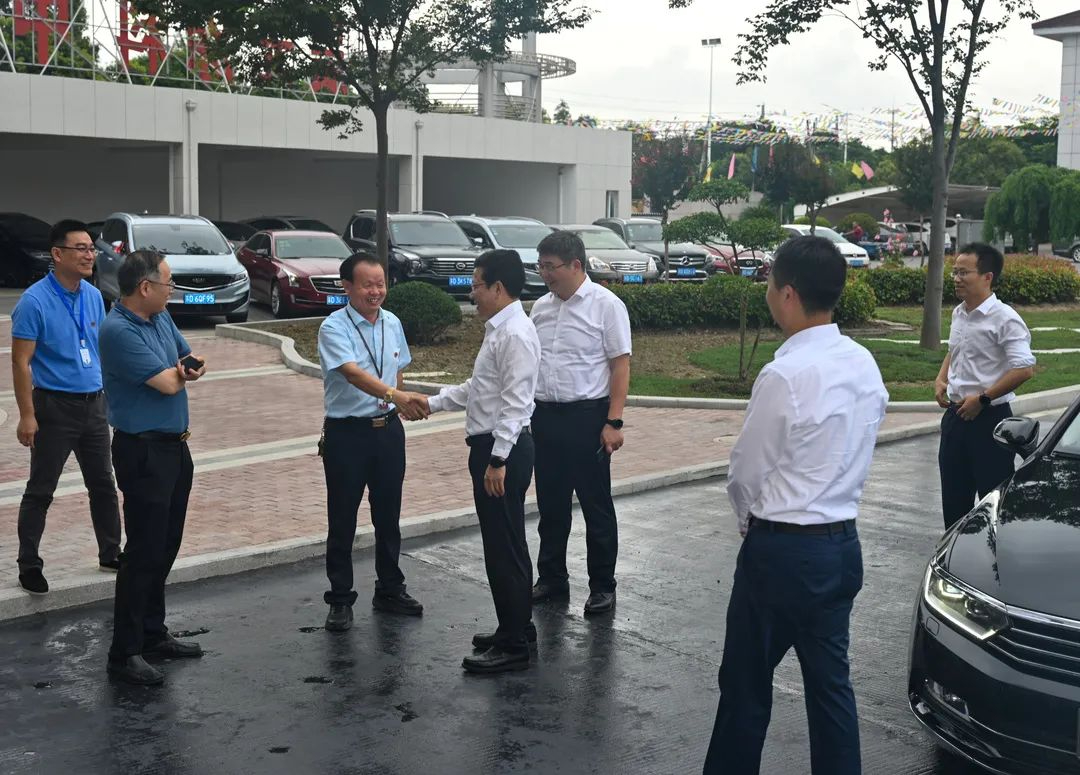 武进区区长陈志良一行莅临J9国际站登录集团参观指导！